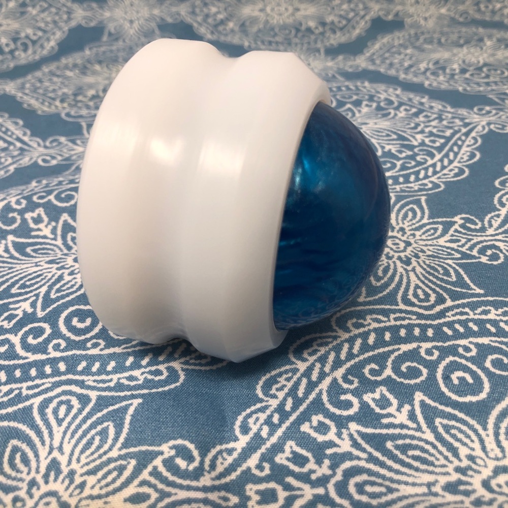 Handheld Massagers to Relieve Stress and Ease Tension